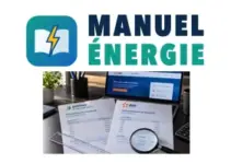 Grilles tarifaires d’électricité Primeo et EDF comparées sur un bureau avec loupe et écran affichant EDF Zen Online